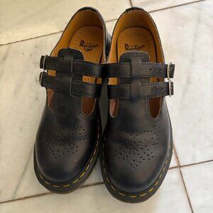 8065 Dr. Marten's